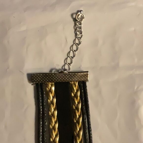 CHEERLEADER LOVE CORDED BRACELET - Picture 3 of 4